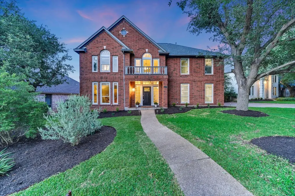 5217 China Garden Drive Austin TX 78730