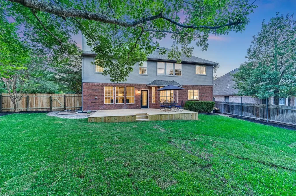 5217 China Garden Drive Austin TX 78730
