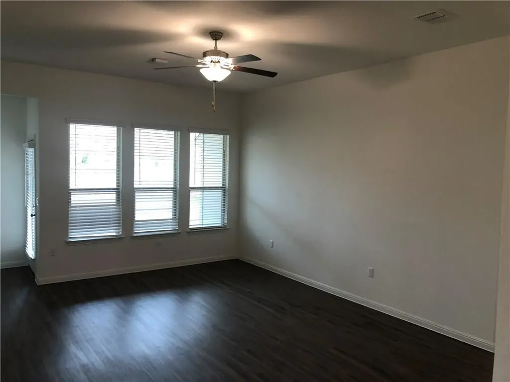 716 Allende Bend Austin TX 78748
