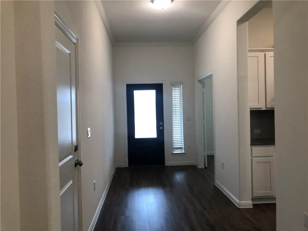 716 Allende Bend Austin TX 78748