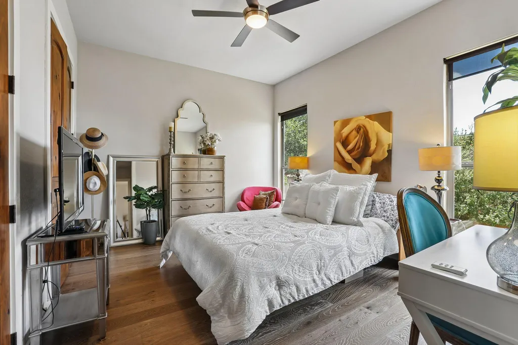15204 Canary Street Austin TX 78734