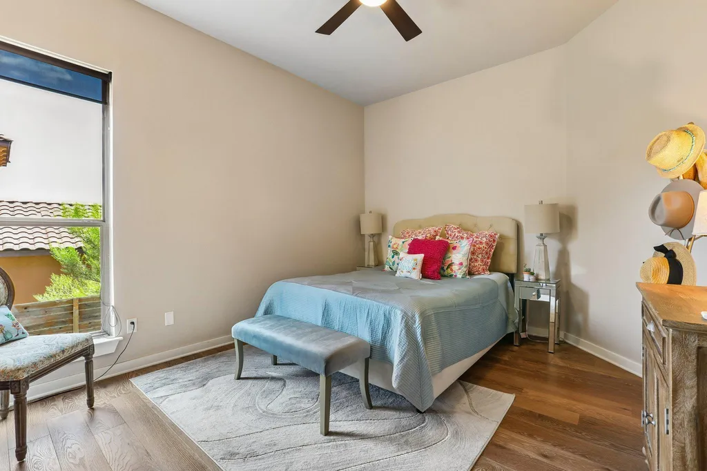 15204 Canary Street Austin TX 78734