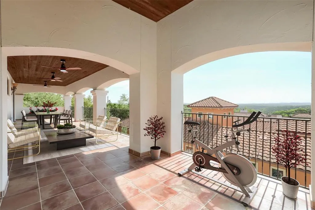 15204 Canary Street Austin TX 78734