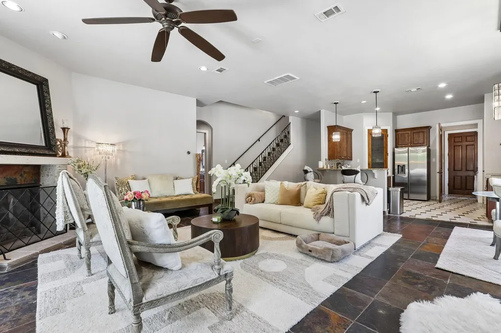 15204 Canary Street Austin TX 78734
