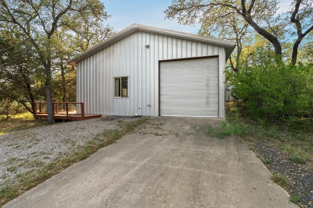 23426 Oscar Road Spicewood TX 78669