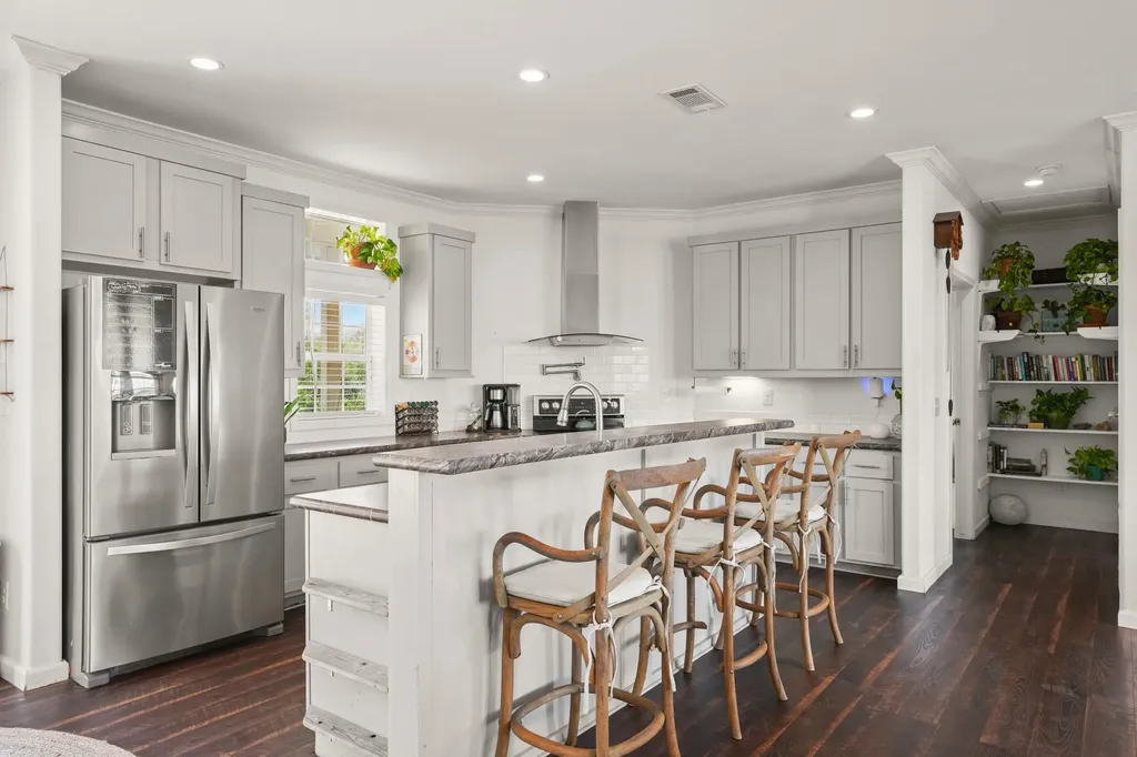 15701 Forest Glenn Cove Del Valle TX 78617