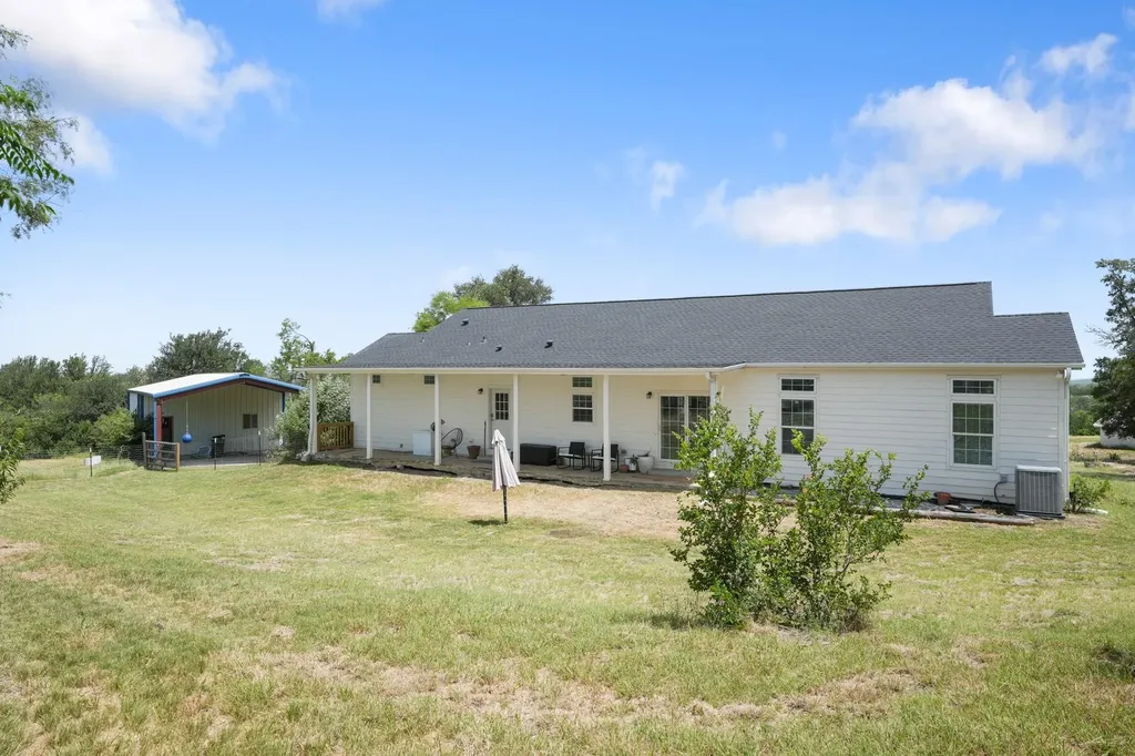 15701 Forest Glenn Cove Del Valle TX 78617