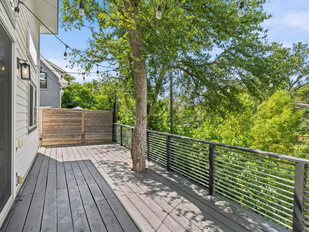 5005 Lott Avenue Austin TX 78721