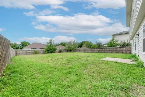 125 Holland Street Hutto TX 78634