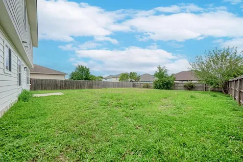 125 Holland Street Hutto TX 78634