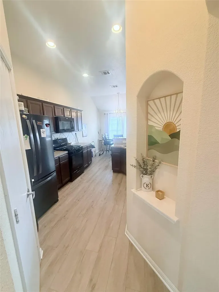 107 Jim Dandy Drive Elgin TX 78621