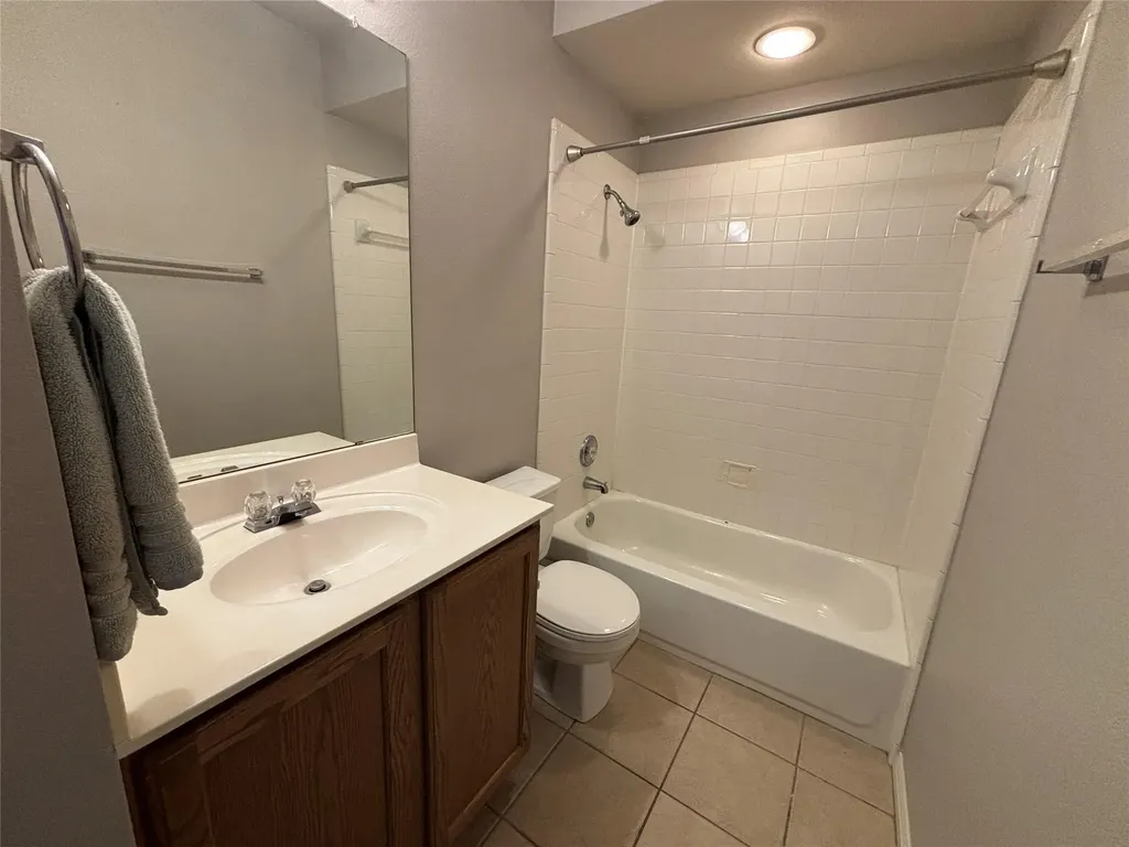 8518 W Cahill Drive Austin TX 78729