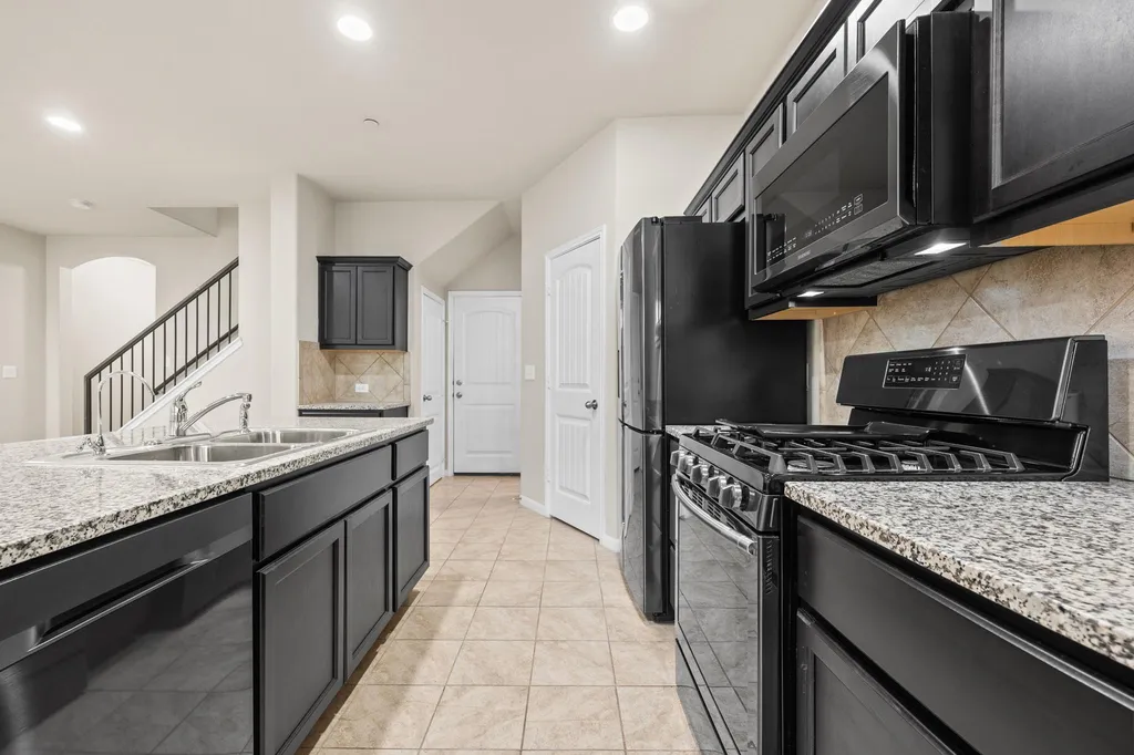 2880 Donnell Drive Round Rock TX 78664