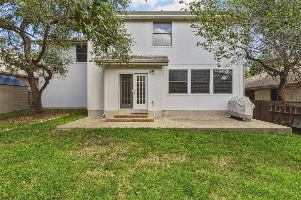 6817 Gabion Drive Austin TX 78749