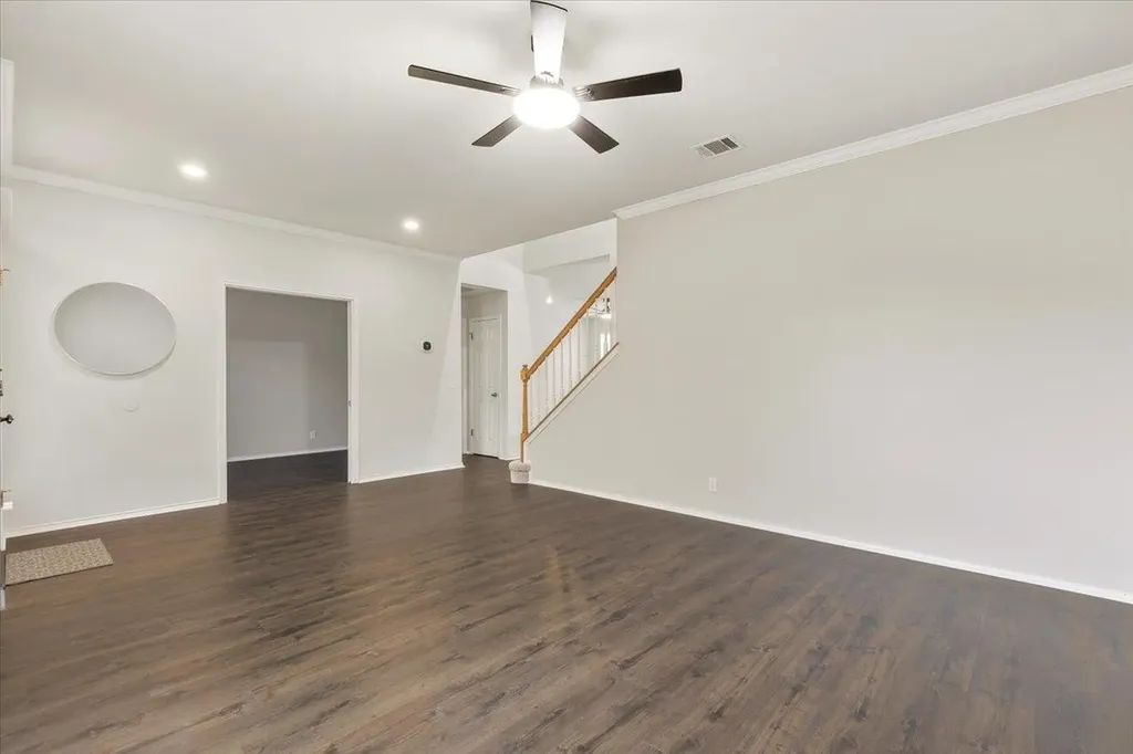 6817 Gabion Drive Austin TX 78749