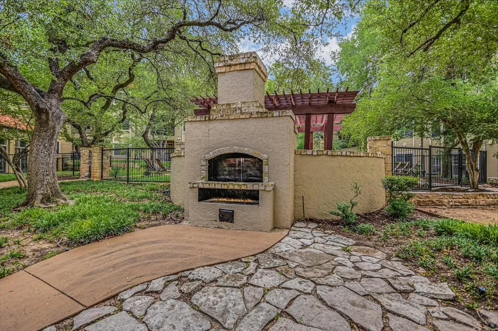 9525 North Capital Of Texas Highway Austin TX 78759