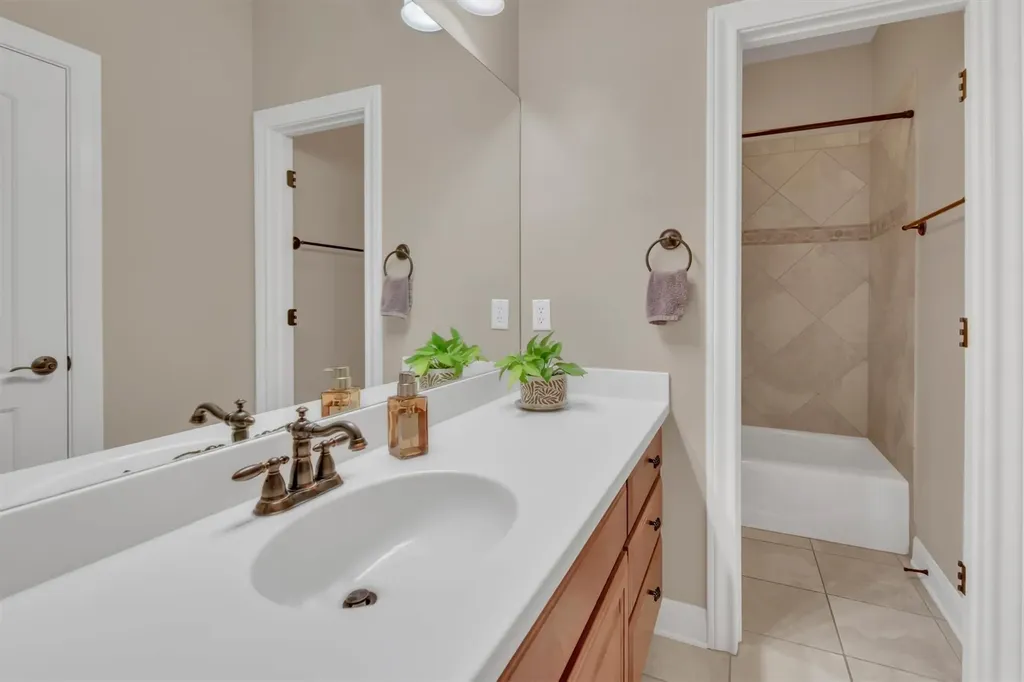 2000 Rio Mesa Drive Austin TX 78732