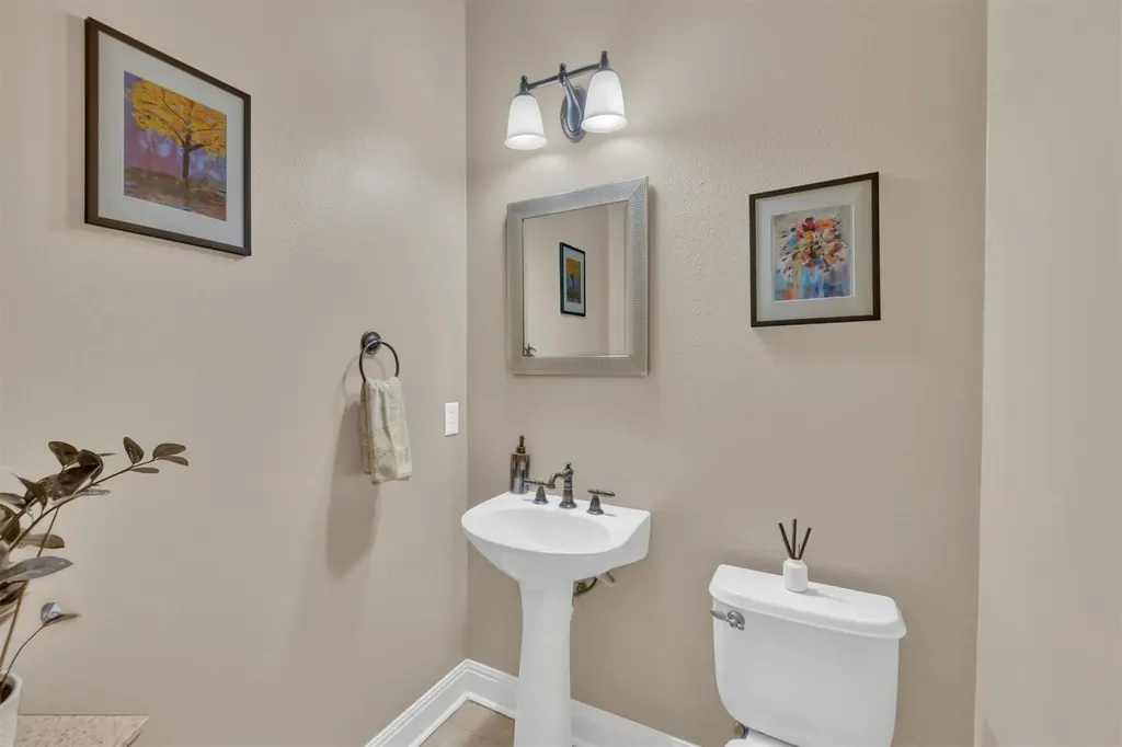 2000 Rio Mesa Drive Austin TX 78732