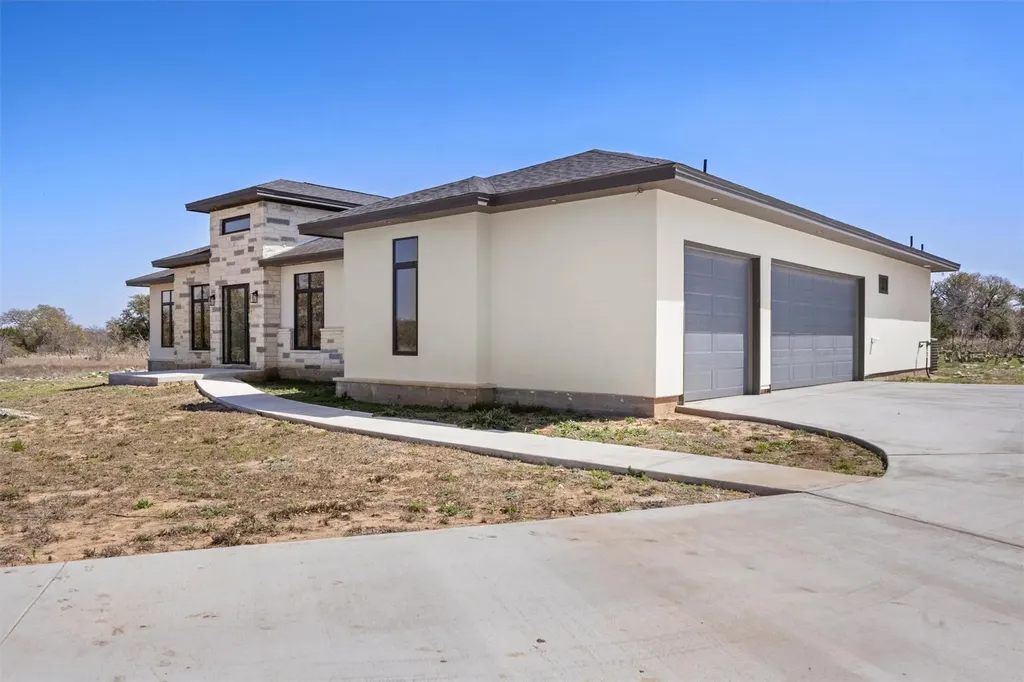 333 Spicewood Trails Drive Spicewood TX 78669