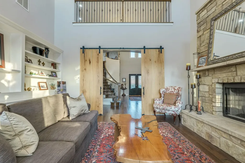 104 Bella Strada Cove Austin TX 78734