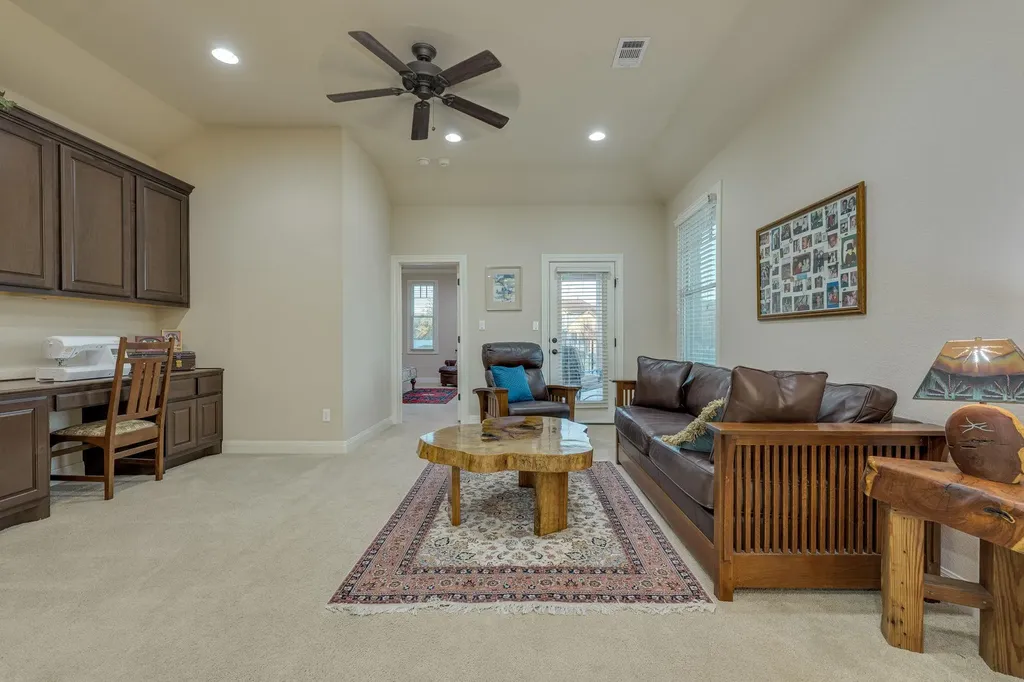 104 Bella Strada Cove Austin TX 78734