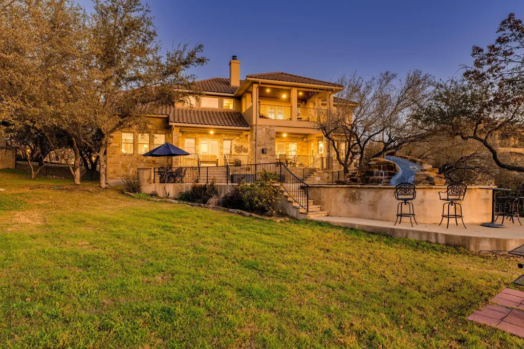 104 Bella Strada Cove Austin TX 78734