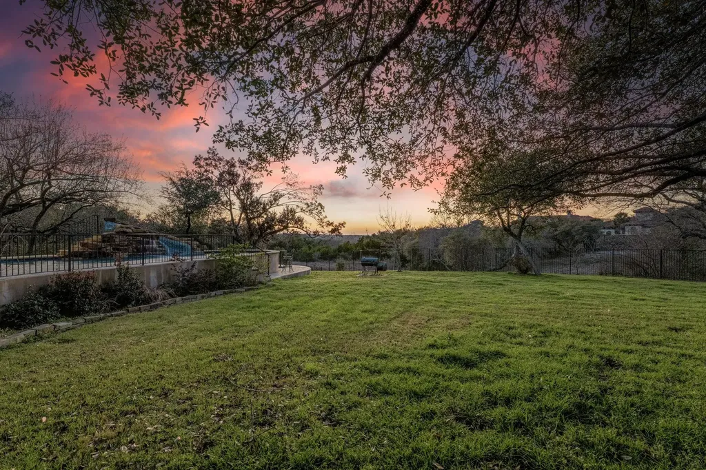 104 Bella Strada Cove Austin TX 78734