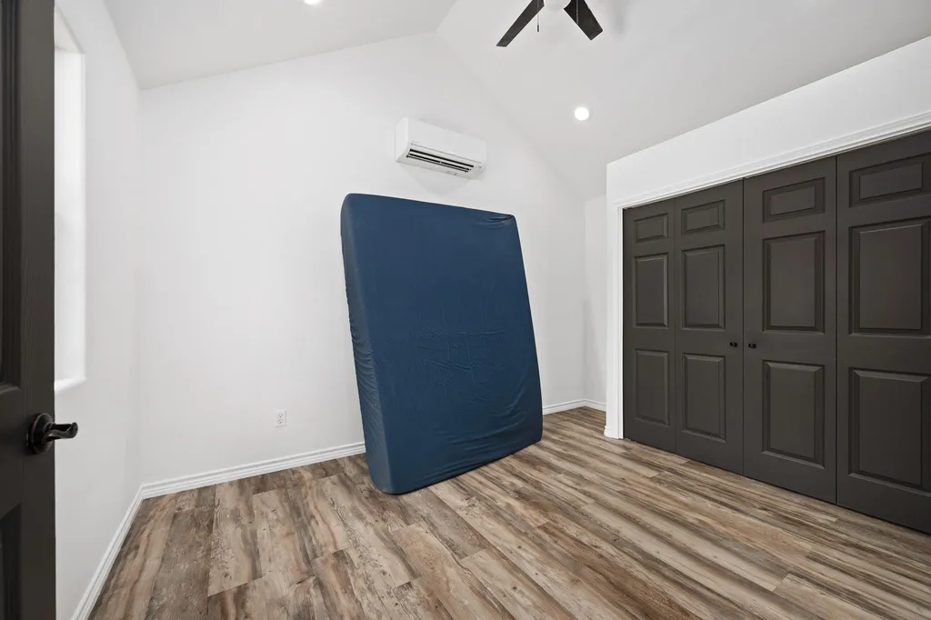 3692 County Road 207 Liberty Hill TX 78642