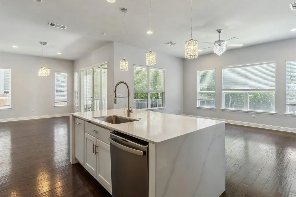 11813 Quintana Cove Austin TX 78739