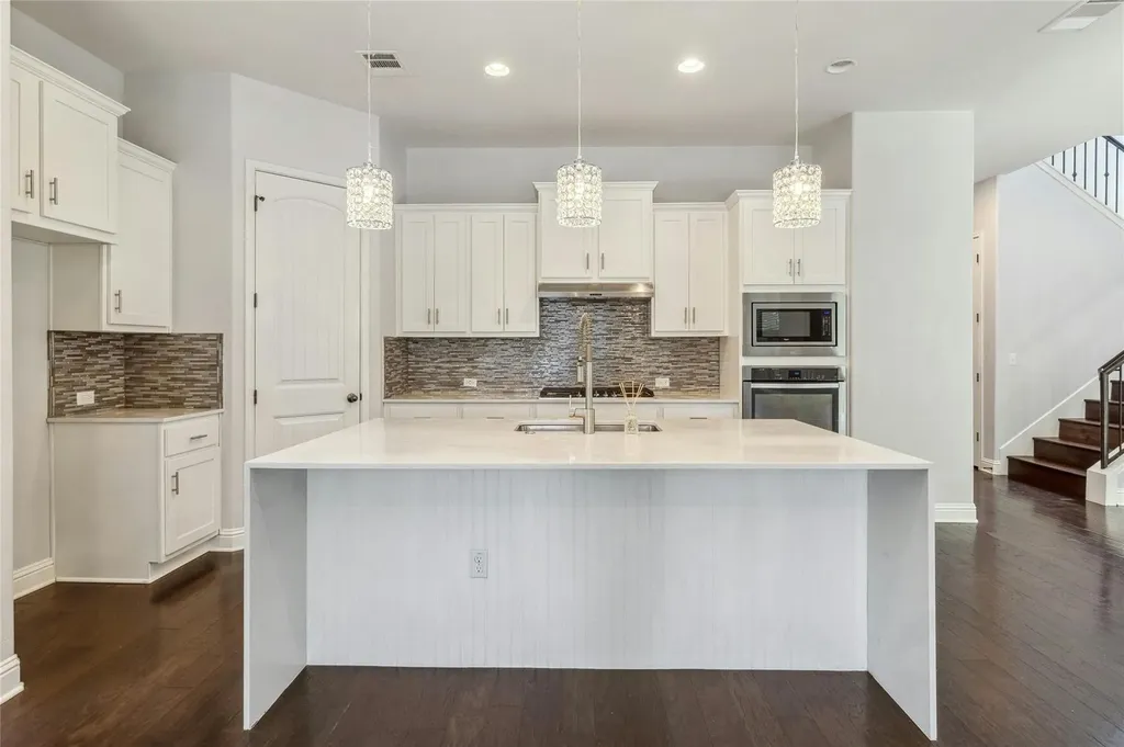 11813 Quintana Cove Austin TX 78739