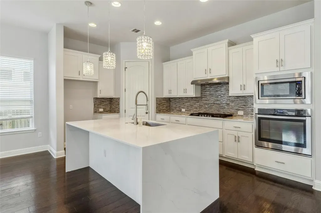 11813 Quintana Cove Austin TX 78739