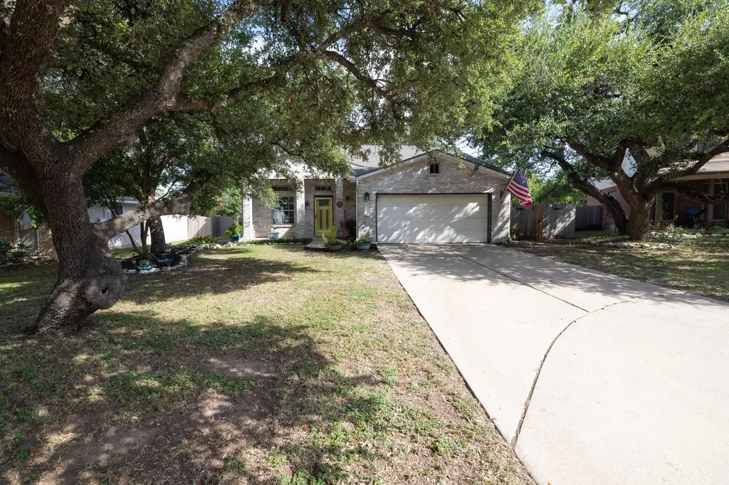 104 Grant Court Leander TX 78641
