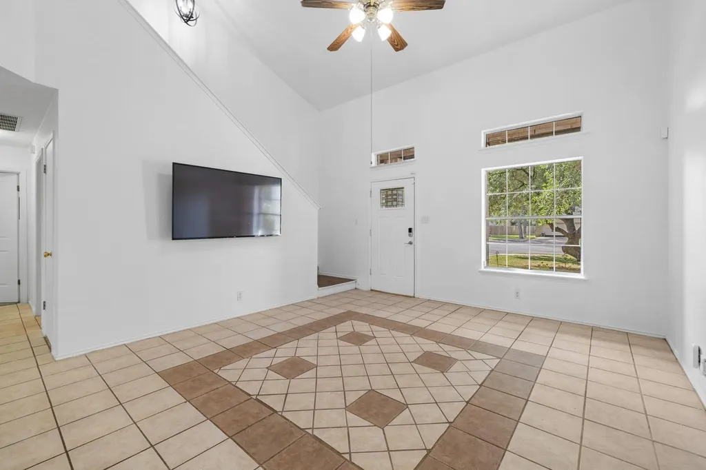 104 Grant Court Leander TX 78641