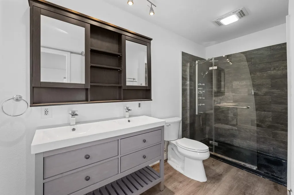 104 Grant Court Leander TX 78641