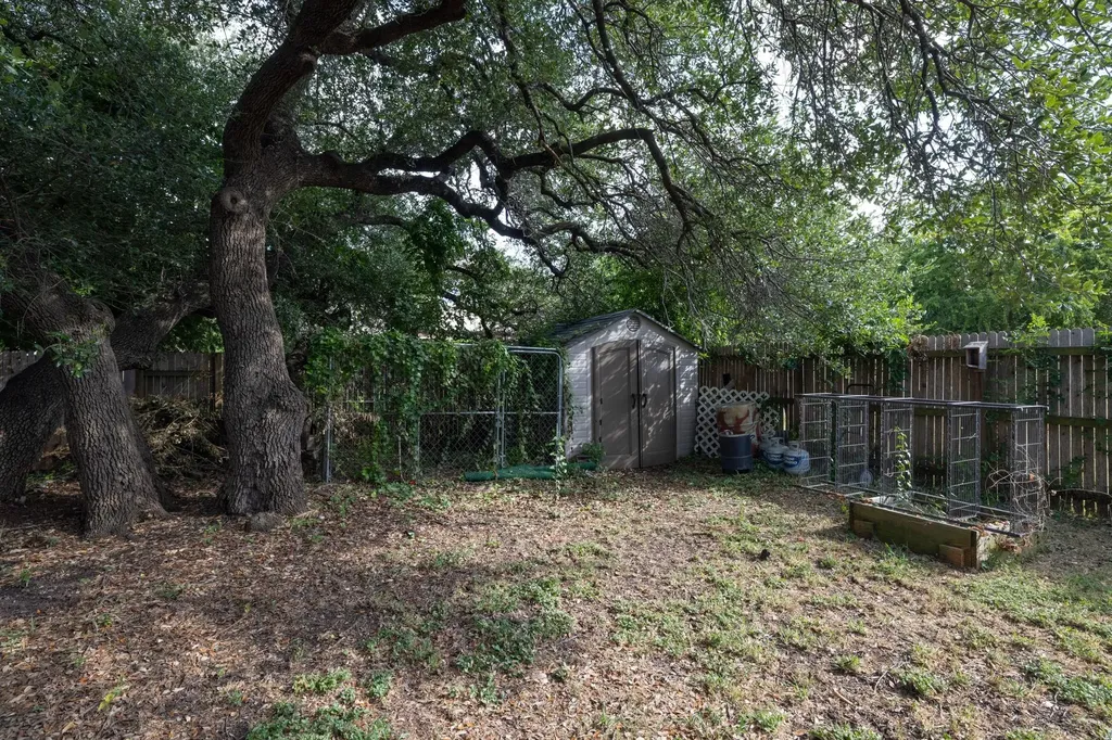 104 Grant Court Leander TX 78641