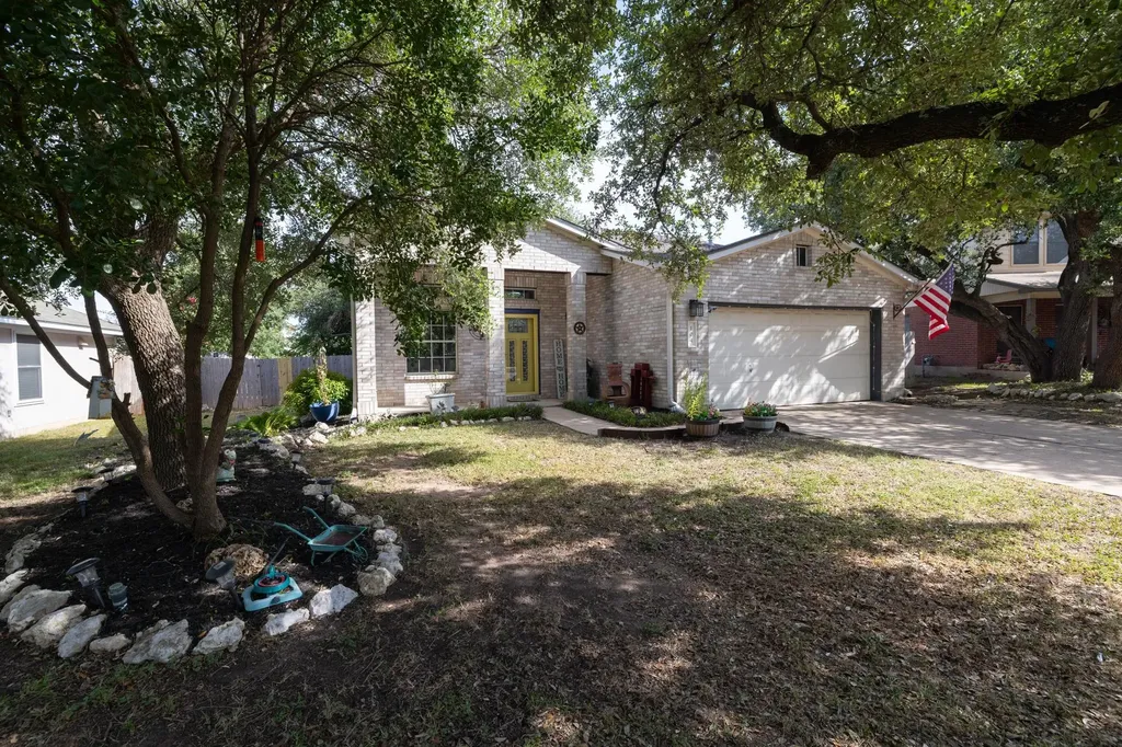 104 Grant Court Leander TX 78641