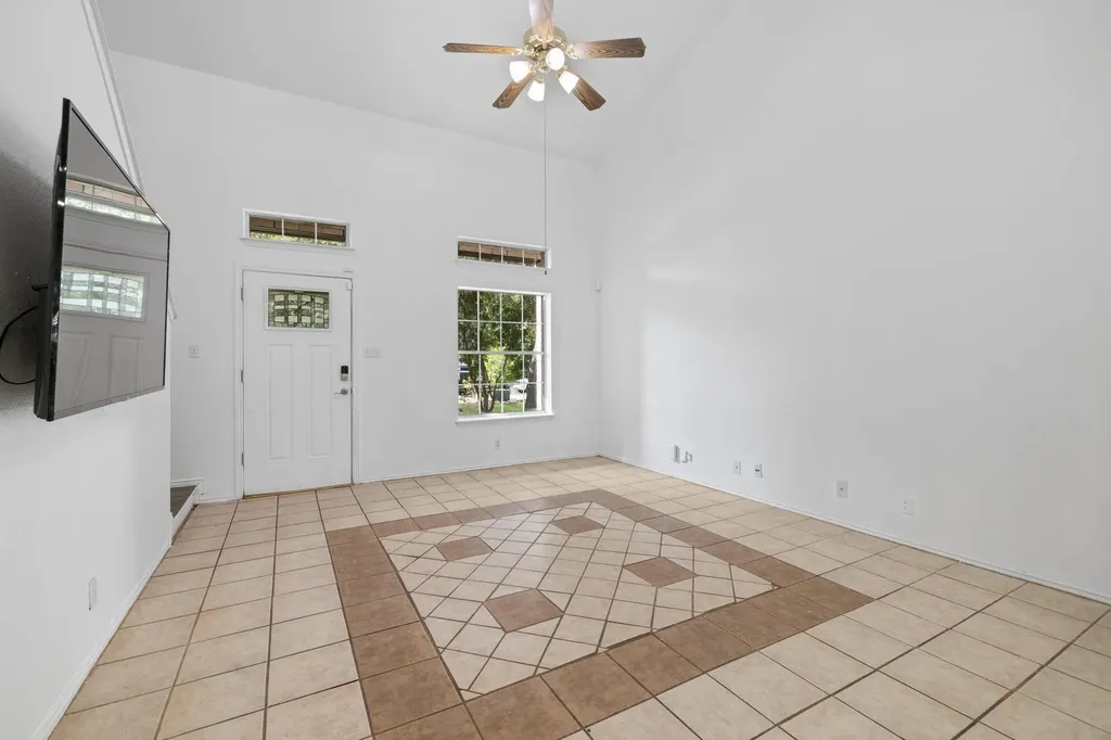 104 Grant Court Leander TX 78641