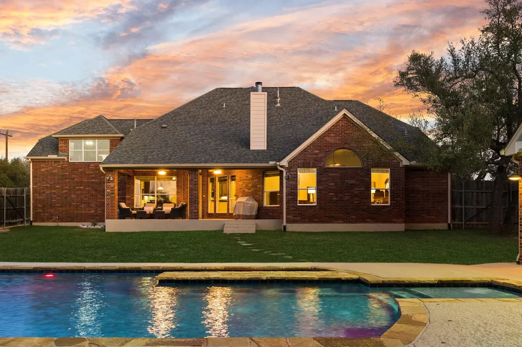 583 W Overlook Mountain Road Buda TX 78610