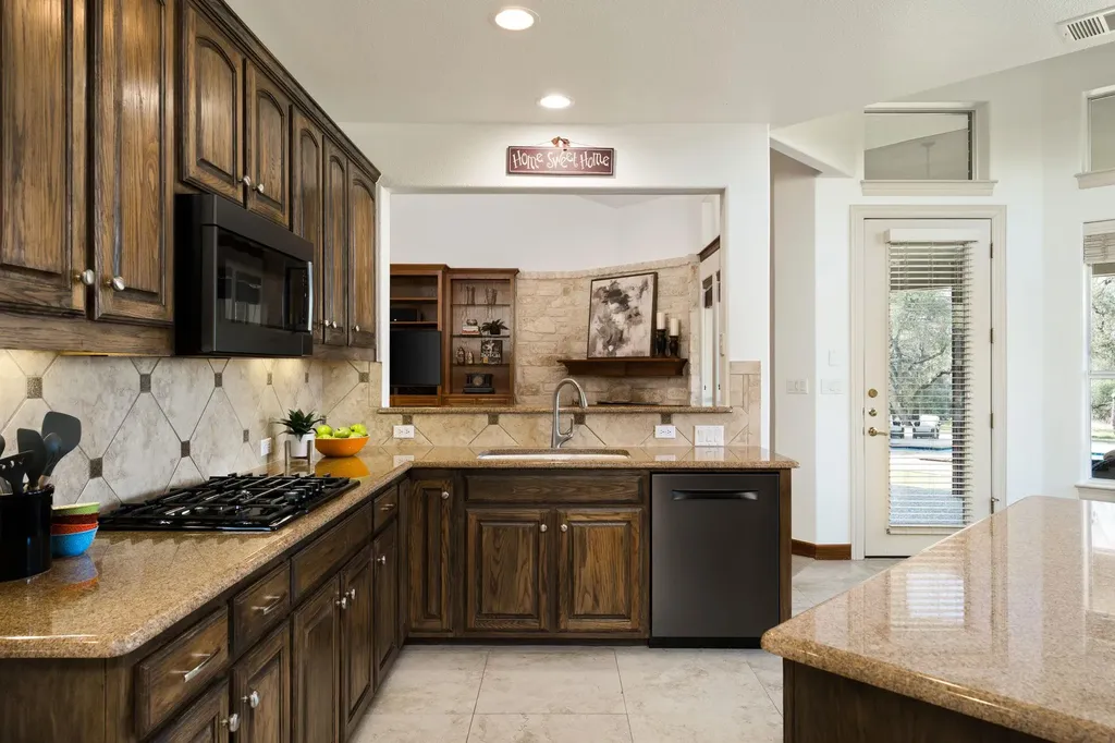 583 W Overlook Mountain Road Buda TX 78610