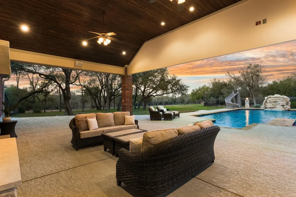 583 W Overlook Mountain Road Buda TX 78610