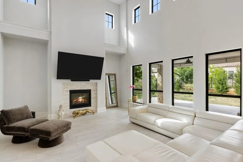 604 Rawson Bend Austin TX 78738