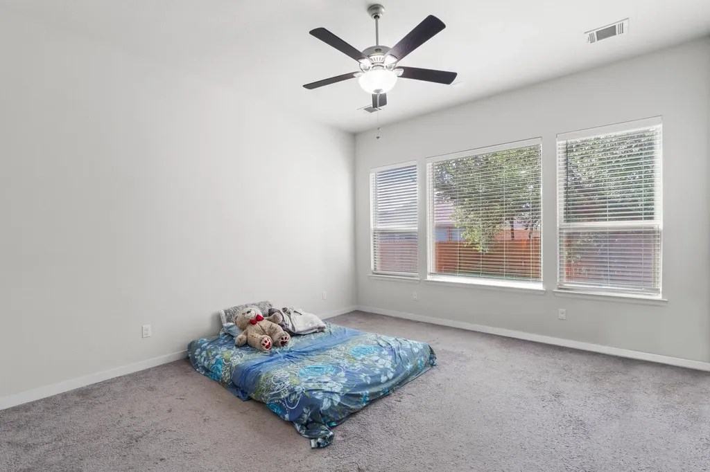3617 Kyler Glen Cove Round Rock TX 78681