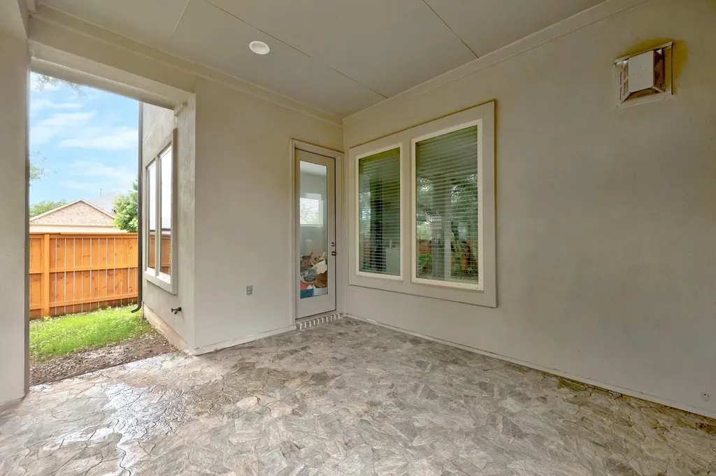 3617 Kyler Glen Cove Round Rock TX 78681
