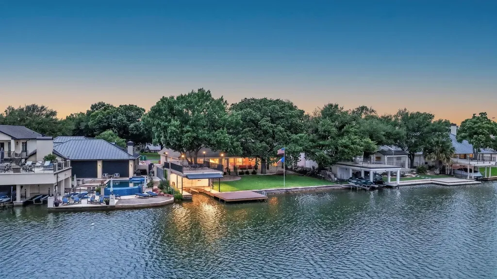 909 Red Sails Drive Horseshoe Bay TX 78657