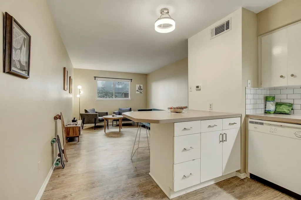 803 W 28th Street Austin TX 78705
