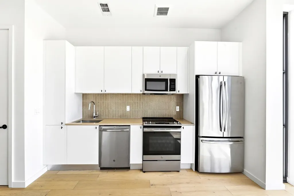 800 Embassy Drive Austin TX 78702