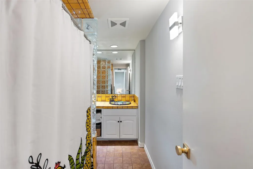 1411 W 10th Street Austin TX 78703