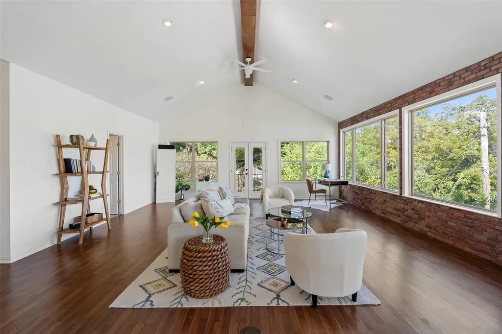 1411 W 10th Street Austin TX 78703