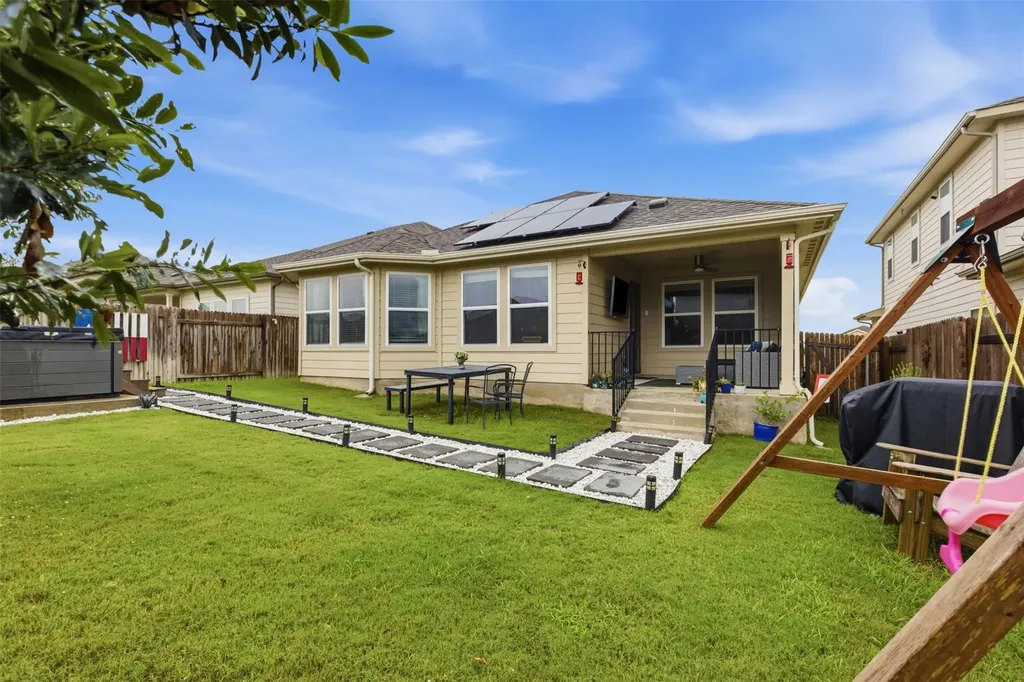 144 El Capitan Loop Dripping Springs TX 78620