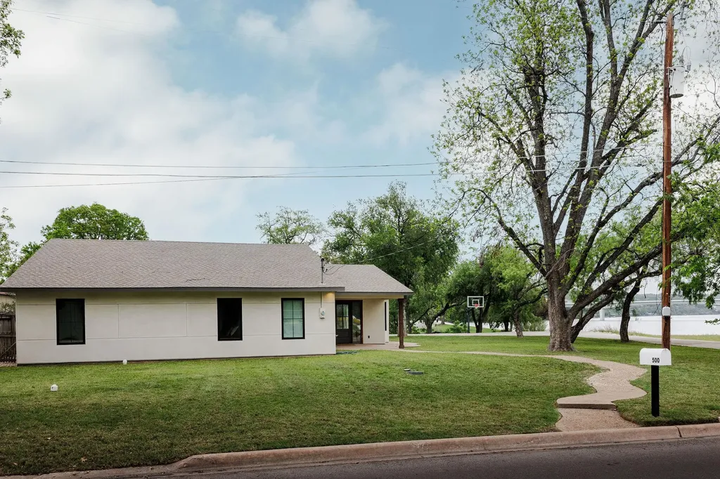 500 Lakeshore Drive Marble Falls TX 78654